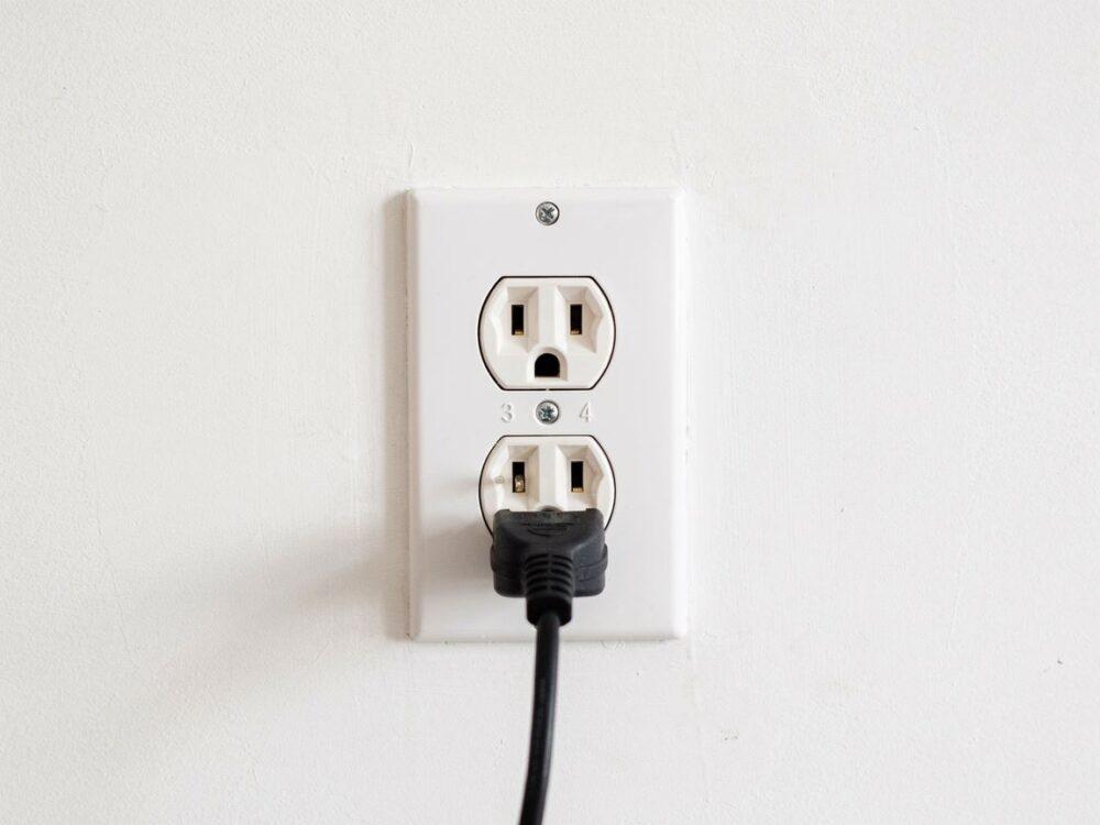 elementy gniazda elektrycznego